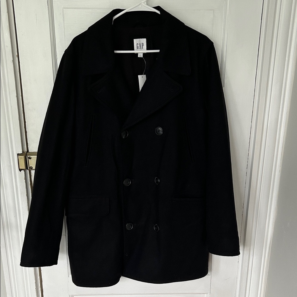 GAP Men's Black Peacoat